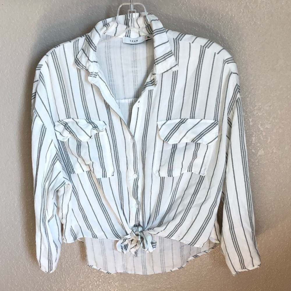 Long sleeve cropped top